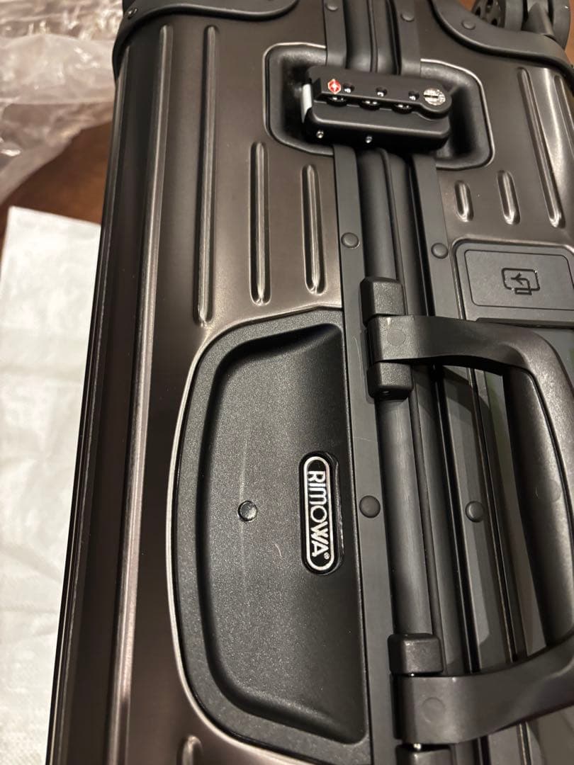 RIMOWA リモワ ルフトハンザ限定 トパーズ ステルス63L