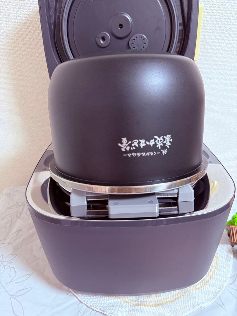 象印　炎舞炊き　圧力IH 1升 2022 NW-FA18