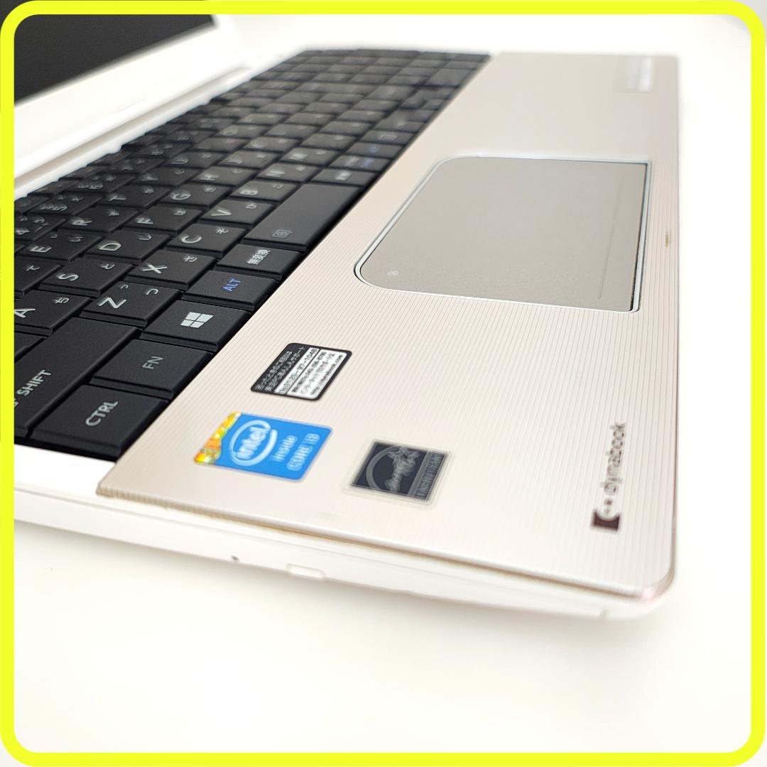 新品SSD256GB⭐️windows11　ノートパソコン　office　681