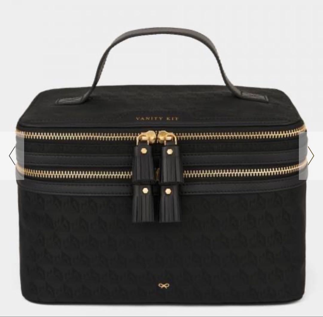 ANYA HINDMARCH バニティキット