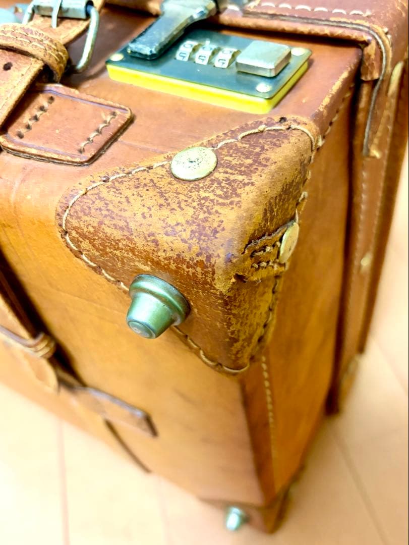 【レア】革製トランクケース アンティークヴィンテージスタイル アサヒビール 鍵付