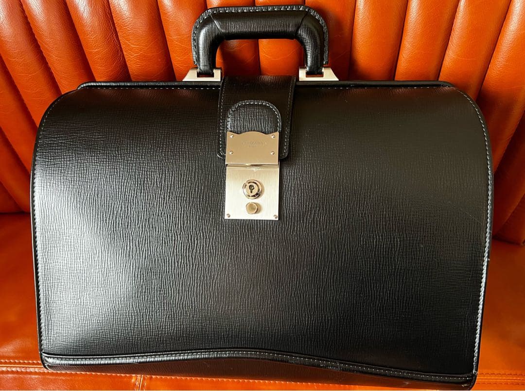 GINZA TANIZAWA TOKYO 角シボBOXダレスバッグ 小サイズ