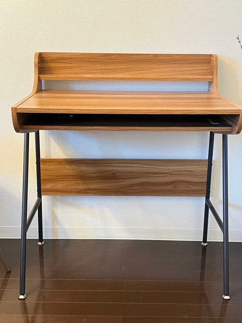 モダンデザイン パソコンデスク