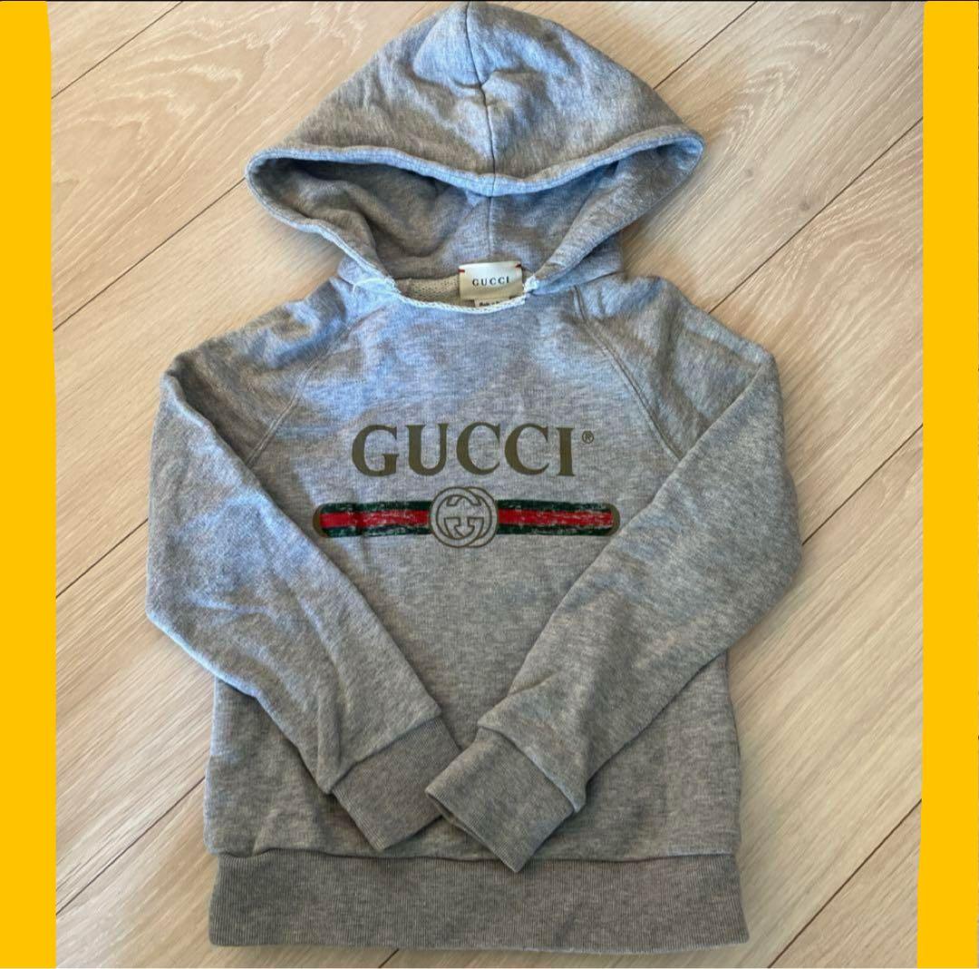 GUCCI プルオーバーパーカー