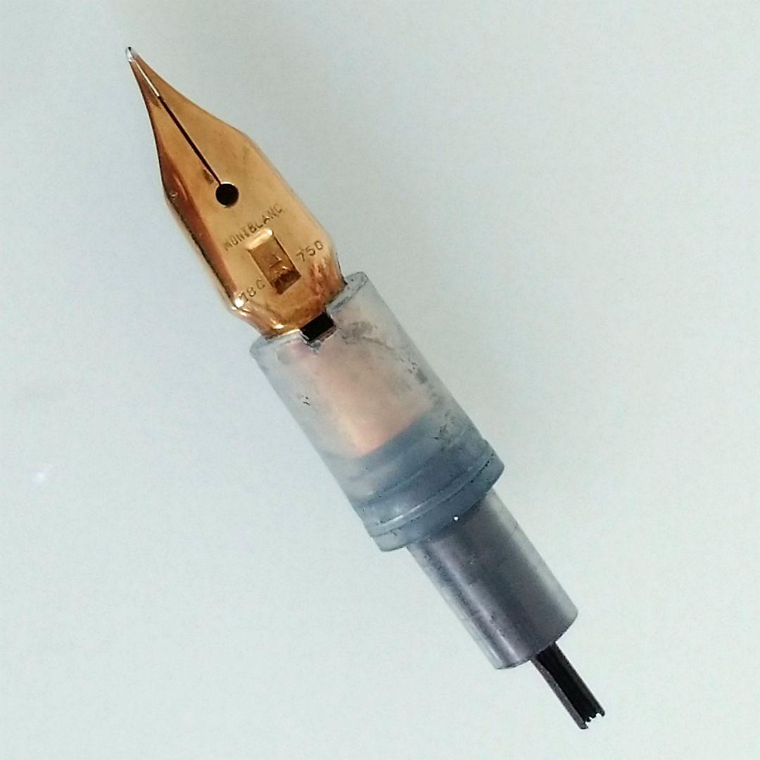 モンブラン　万年筆　#121　18ｃ 　+インク追加可