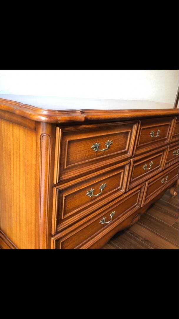 アンティーク　猫足　ロココスタイル　チェスト　キャビネット　ヴィンテージ