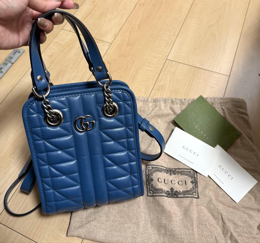 GUCCI キルティングショルダーバッグ ブルー