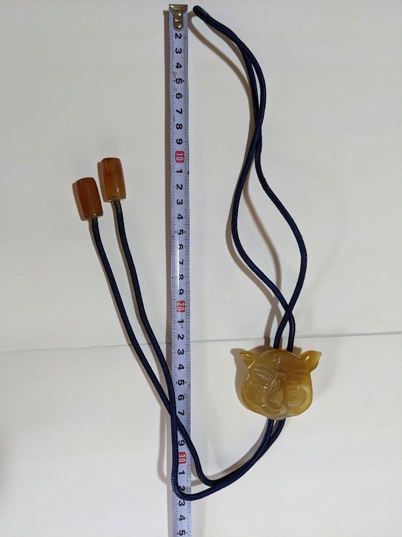 ♦天然石 古作 ヴィンテージ 手彫り 瑪瑙 寅 ループタイ 工芸品 骨董品