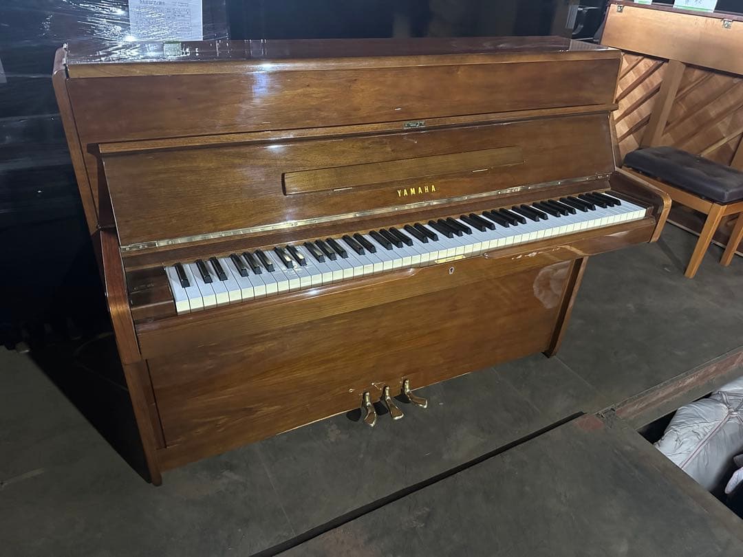 【新年特価】YAMAHA M1A アップライトピアノ