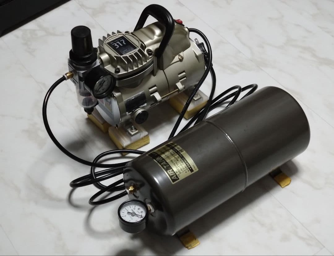エアダスターにも WAVE 317 エアー コンプレッサー サブタンク付き