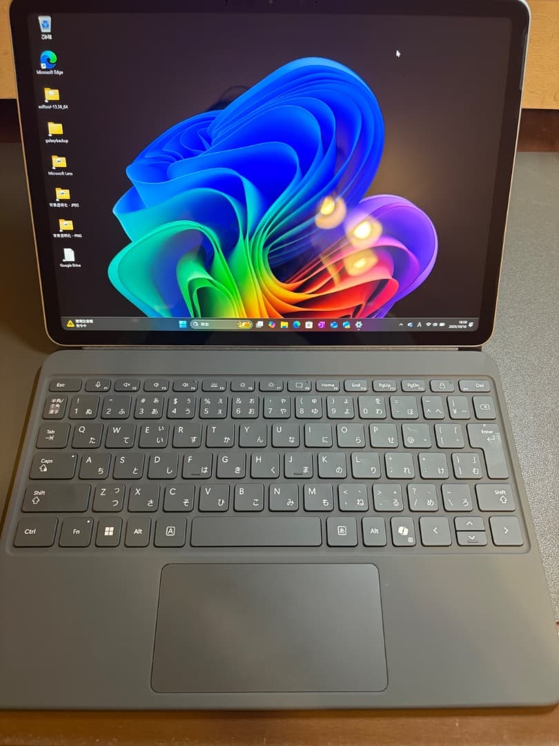 ●美品●Microsoft Surface Pro12 + 純正キーボード付き