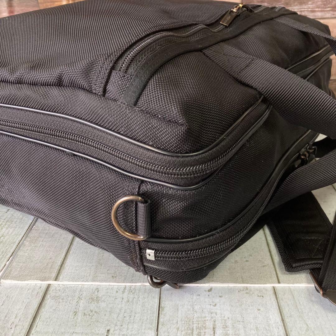 ポーター　吉田カバン　ビジネスバッグ　B4可　3way　ステージ　2層式　黒