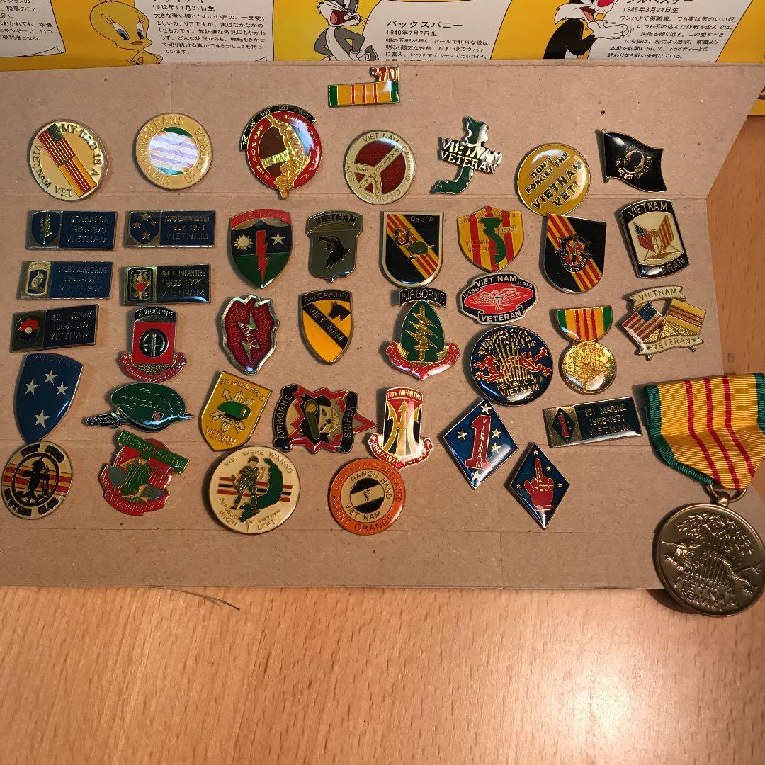 vietnam war  ピンバッチ