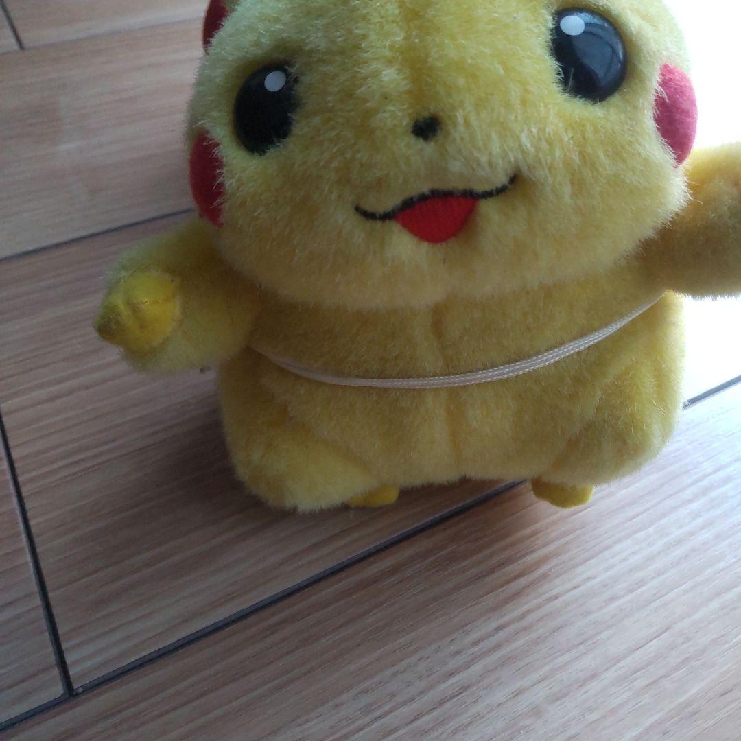 ピカチュウ そらとぶ TOMY ぬいぐるみ