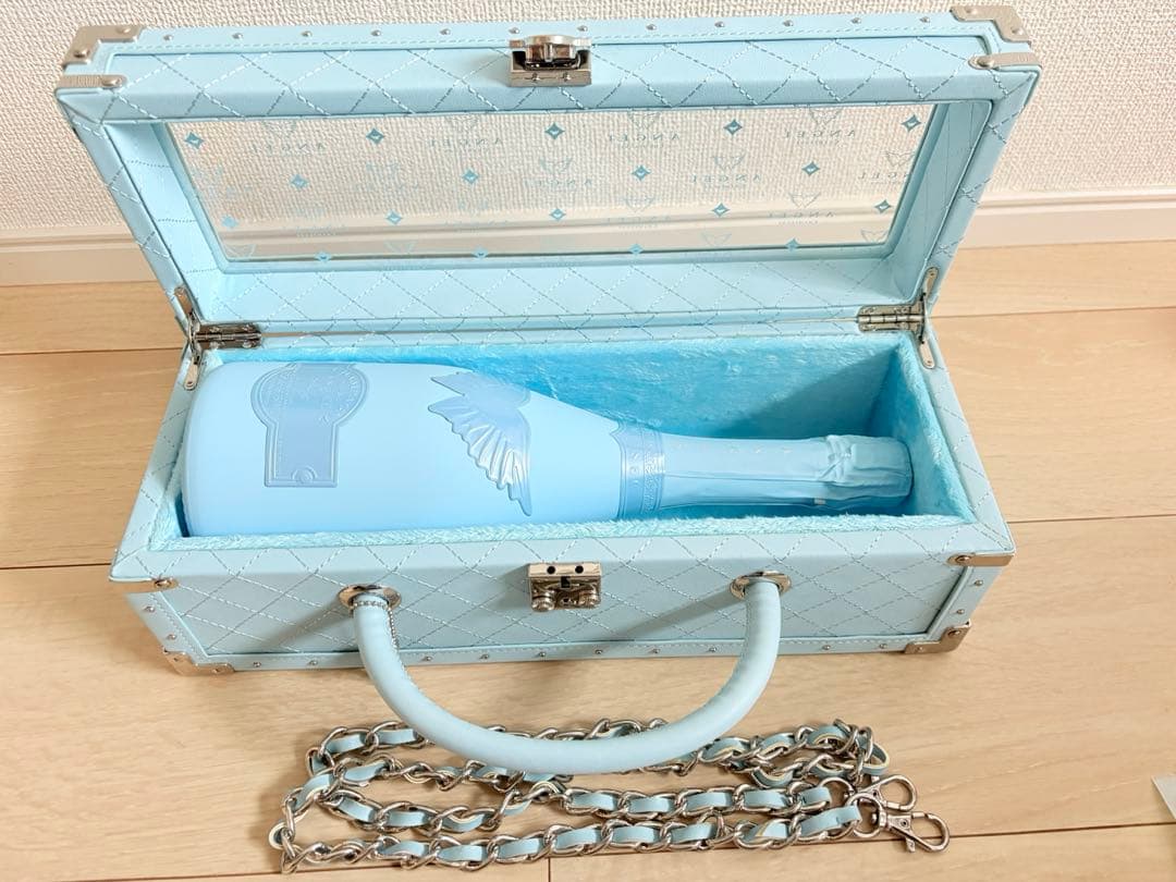 未開封 エンジェル シャンパン ドゥミセック 水色