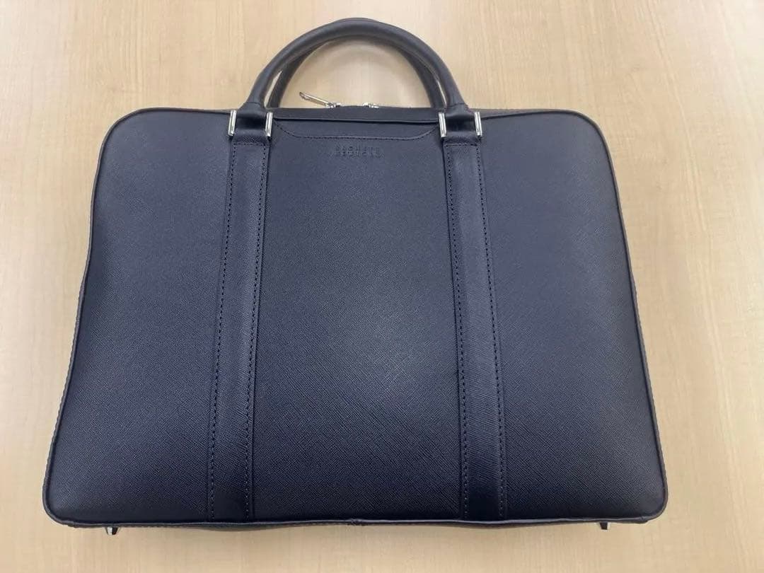 美品バーニーズニューヨーク　ネイビー ビジネスバッグ