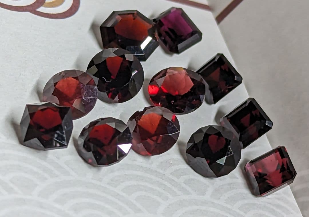 ガーネット 12石 19.4ct 1.5–1.7ct 天然石 ルース