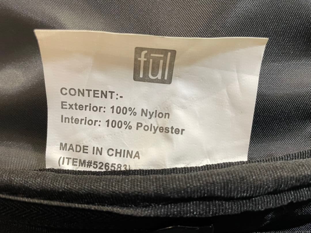 FUL　キャリーバッグ　スーツケース　黒