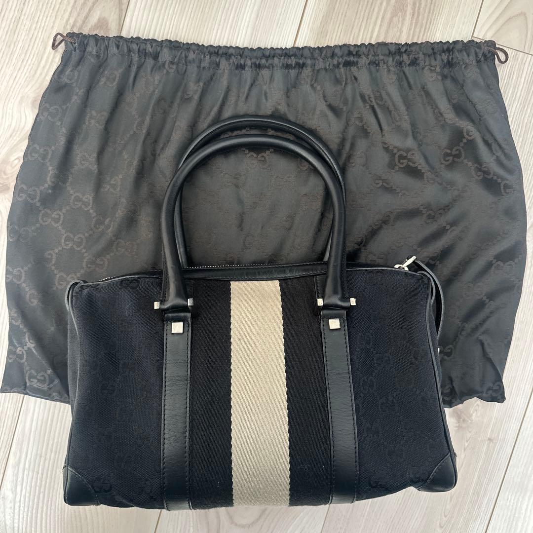 GUCCI バッグ　（GUCCIの袋付き）