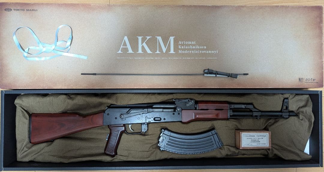 東京マルイ ガスブローバック AKM