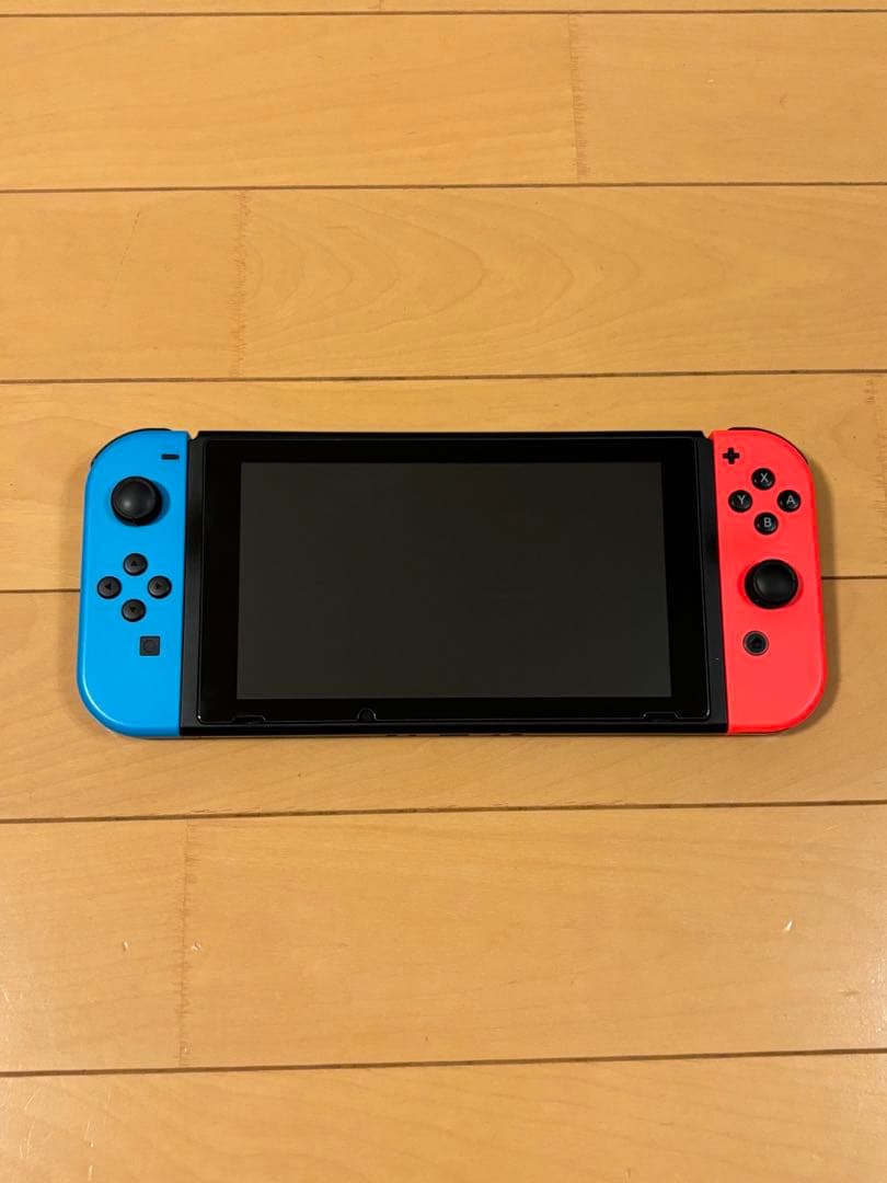 美品　Nintendo Switch ネオンブルー・ネオンレッド 本体
