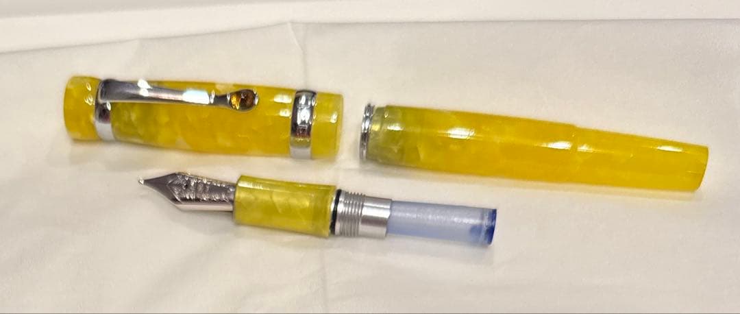 スティピュラ イ・カストーニ シトリン 万年筆