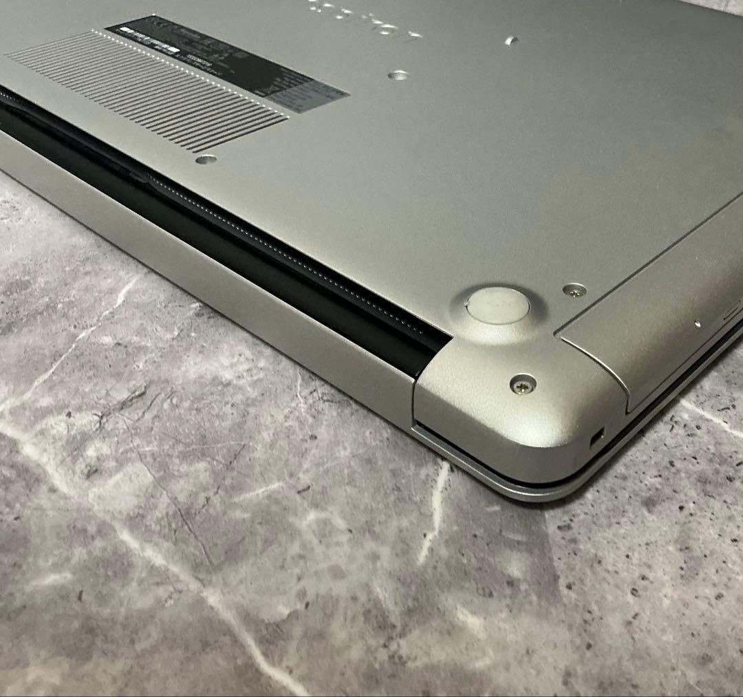 美品 DELL inspiron 17 インチ corei7 第10世代