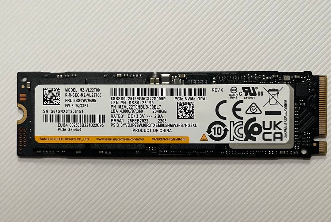 内蔵型SSD Samsung MZVL221T0HBLB-00BL7 2048.4GB SSD