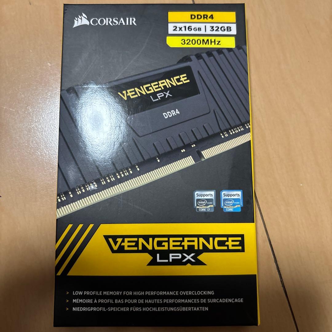 CORSAIR DDR4 16×2 32GB 3200MHz メモリ