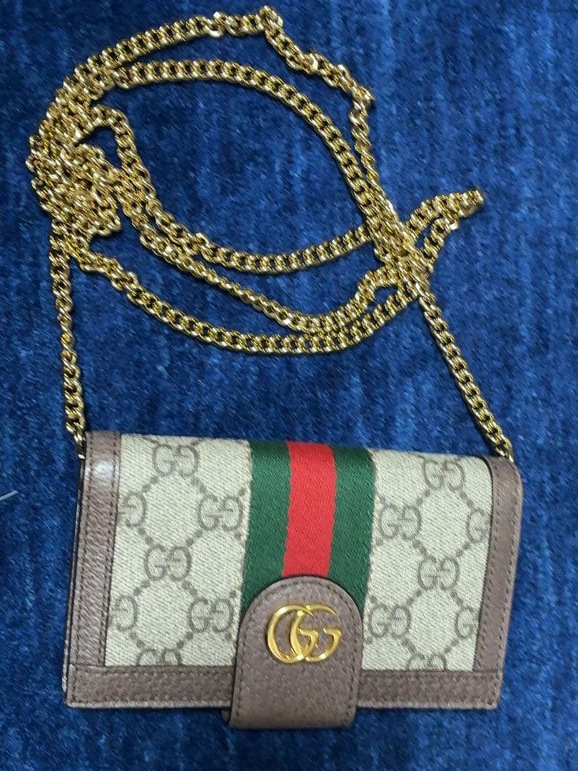 GUCCI iPhone SE/7/8 手帳型ショルダーケース