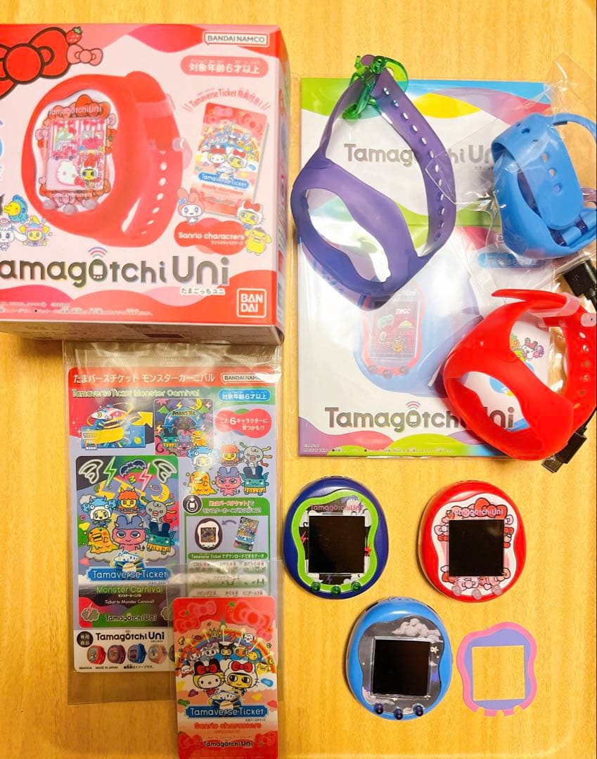 【おまけ付き】たまごっち ユニ 3個 セット サンリオ モンスターカーニバル