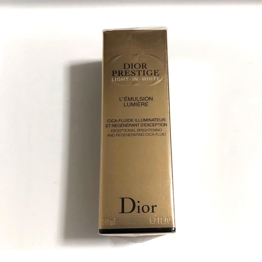 りんご ディオール プレステージ ホワイト リンクル エマルジョン