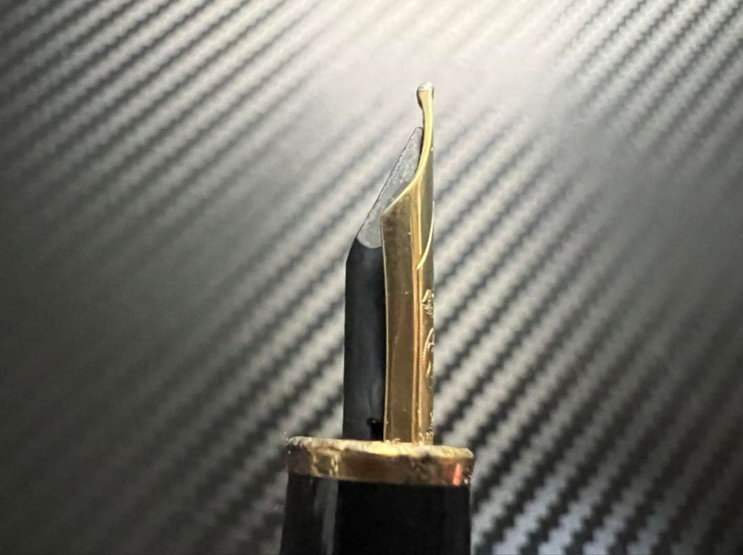 モンブラン マイスターシュテュック 144 万年筆 M 中字 ボルドー 全金