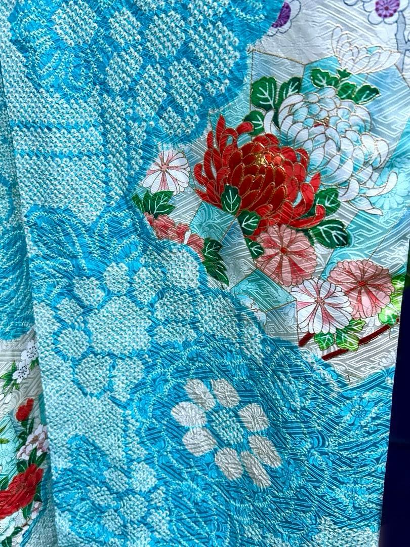 最高級　絞りと刺繍　水色 　オレンジ系花柄 　金駒刺繡　金糸　振袖 着物