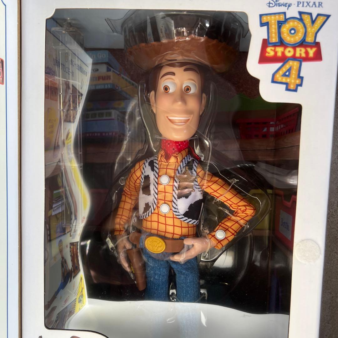 トイストーリー4 リアルポージングフィギュア ウッディ