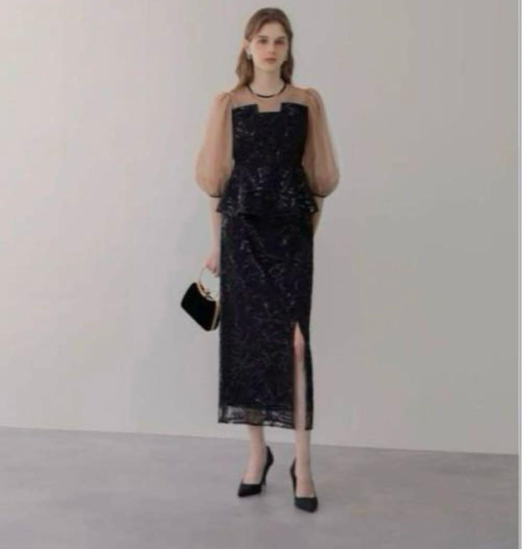 豆侍(土日も発送します)Leja レジャ　シアーパフスリーブペプラムス