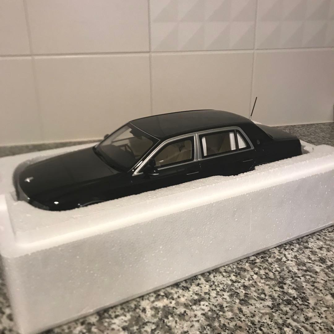 1/18トヨタ センチュリー (UWG60) 2020 日本国内閣総理大臣専用車