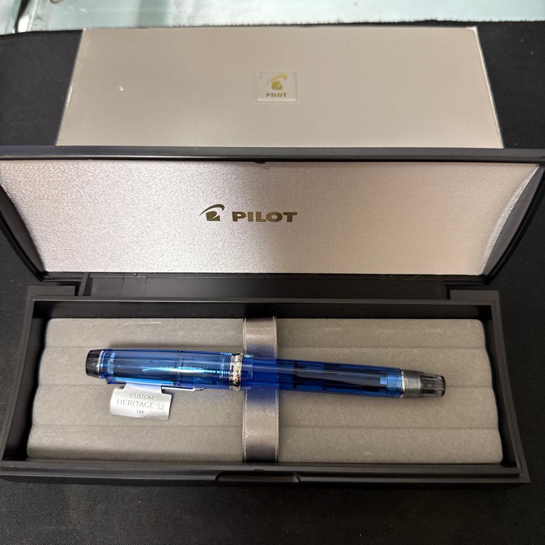 K*️様 万年筆 カスタム　ヘリテイジ92 透明ブルー FKVH15SRS-TL