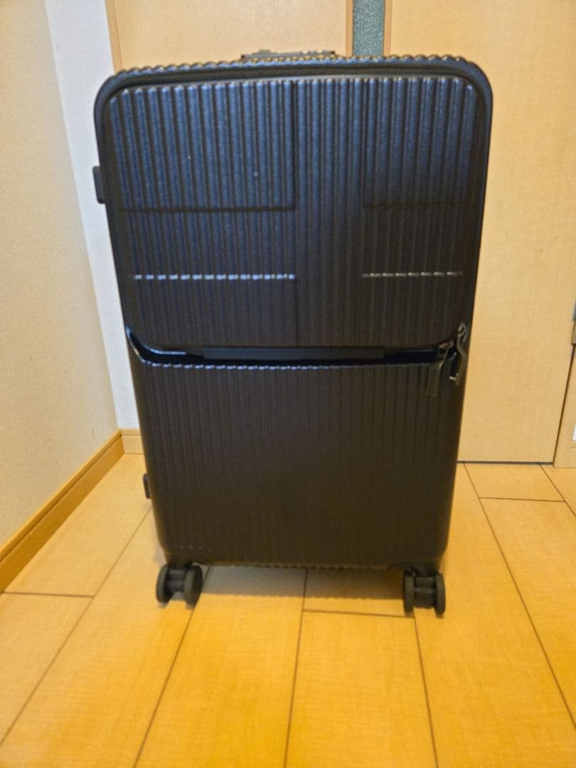 イノベータースーツケース フロントオープン 多機能モデル INV60