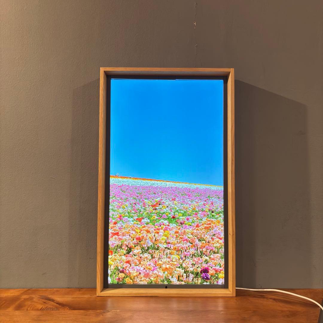 Atmoph window 2 カリモク木製フレーム