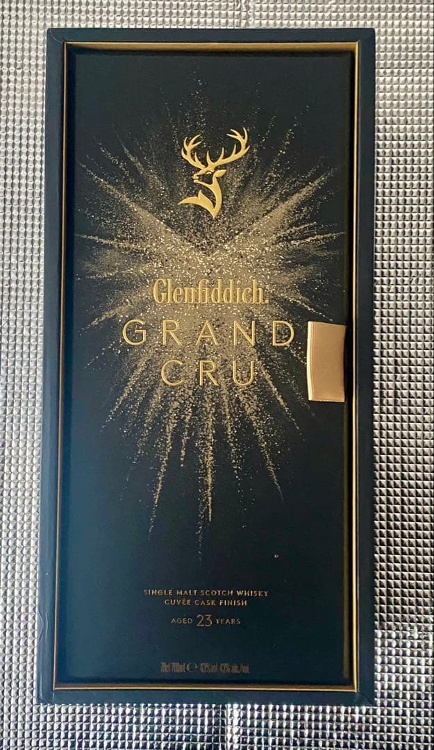 Glenfiddich グレンフィディック グランクリュ23年 700mL