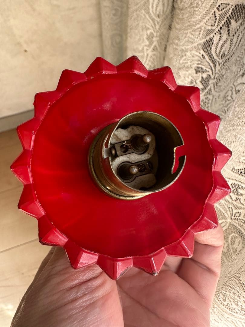 20s フランス アンティーク 希少なクランベリーガラスの螺旋模様アトリエランプ