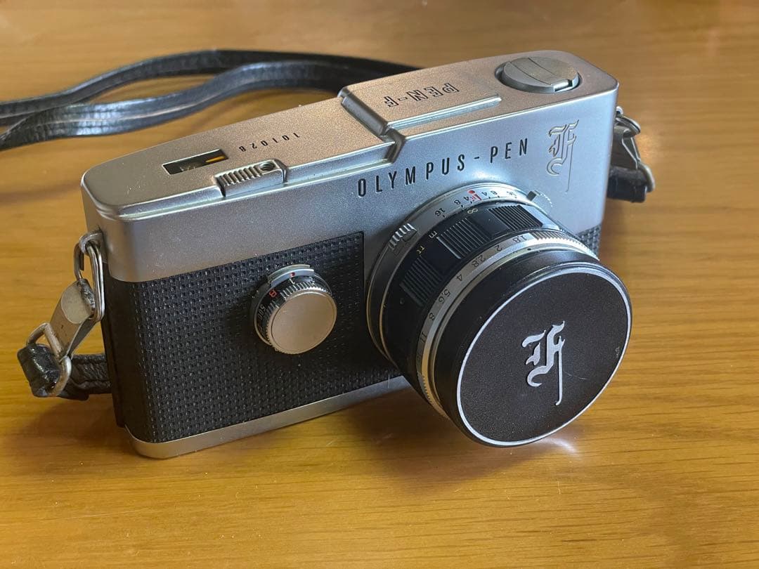 Jack T オリンパス　ハーフサイズ一眼カメラ　PEN F レンズ