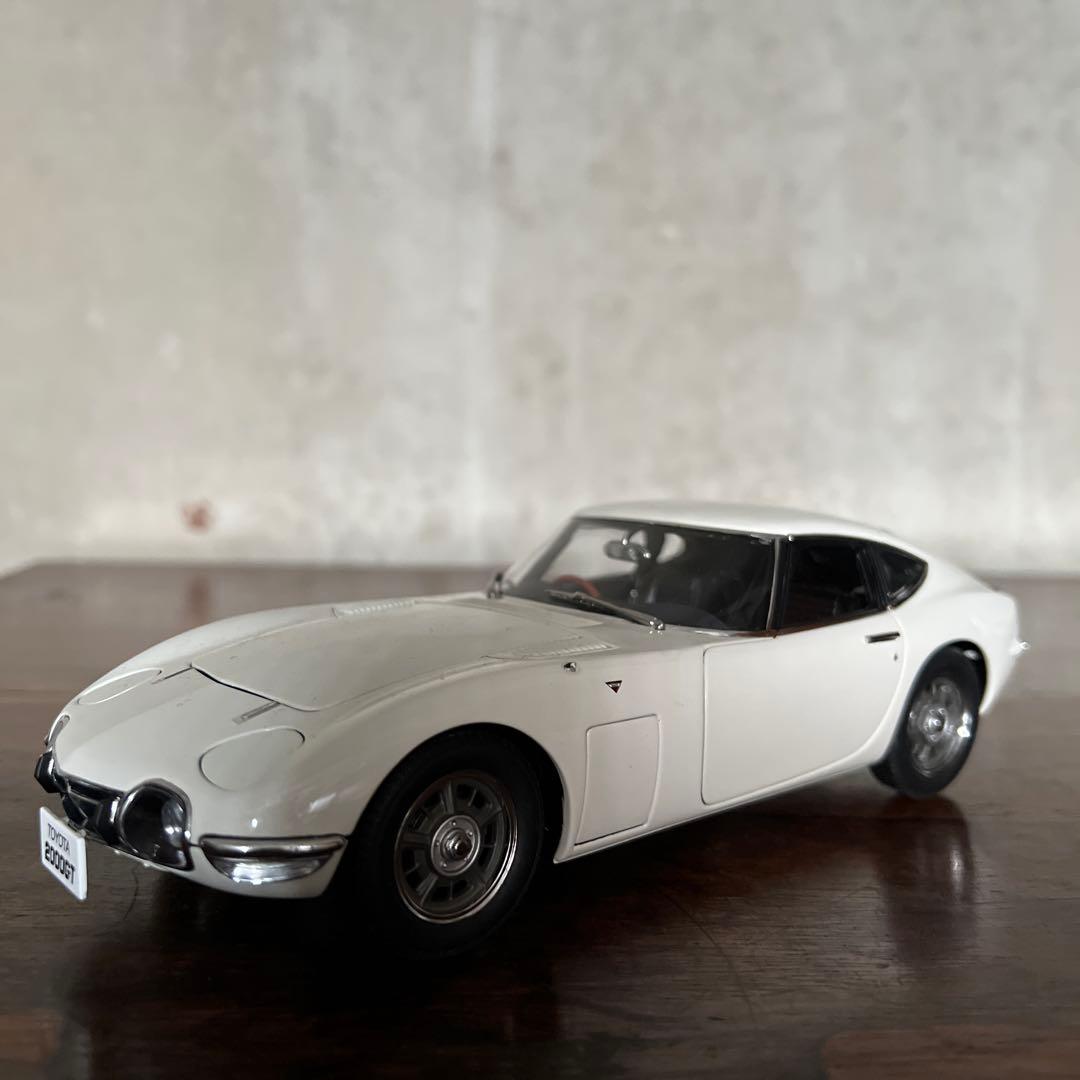 TOYOTA トヨタ2000 GT オートアートAUTOART 1/18 ②