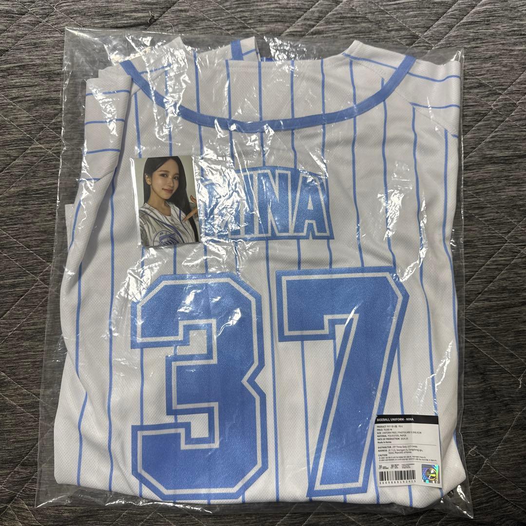 ゆ*き様 トレカ付　TWICE  9ROUND ユニフォーム　ミナ