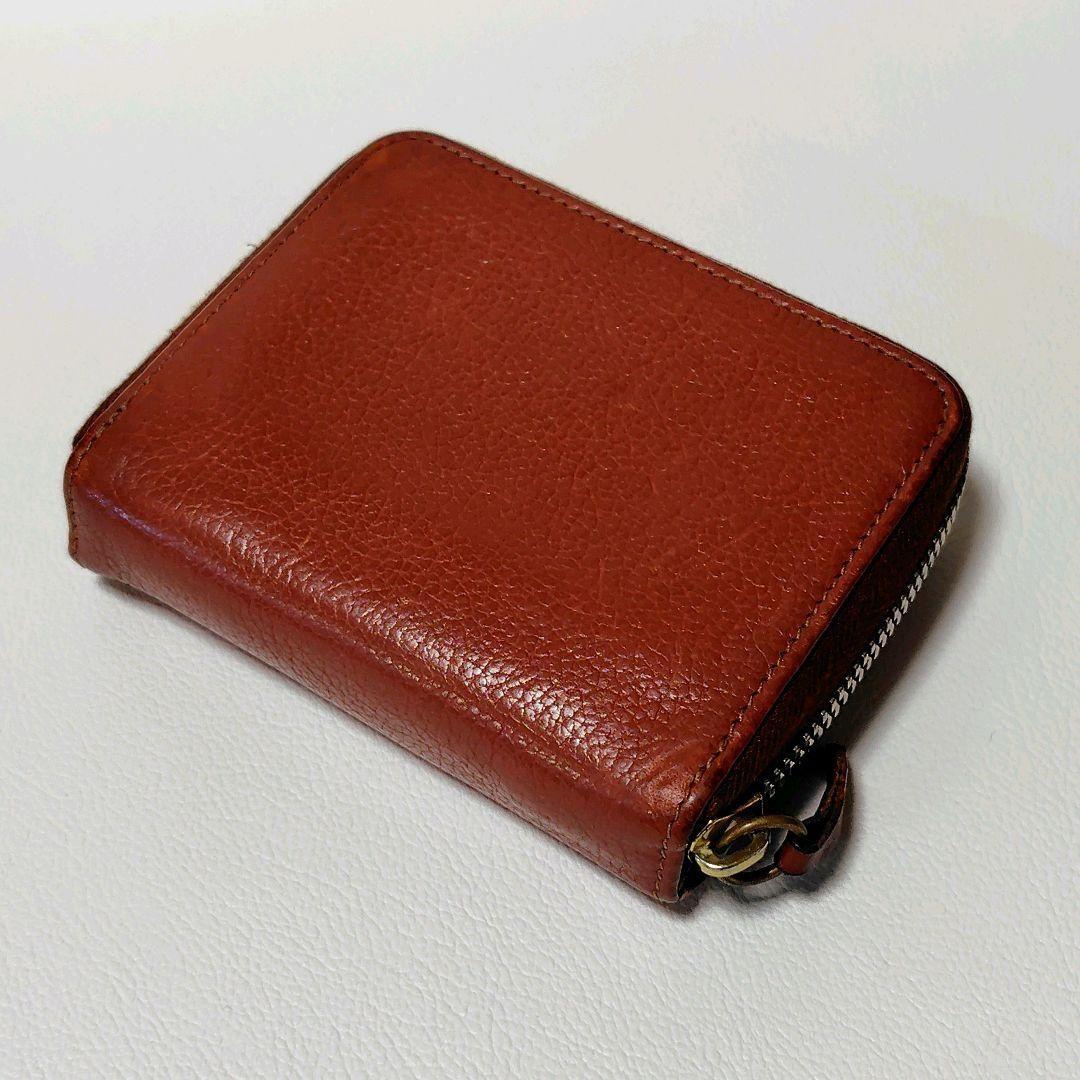 イルビゾンテ　折り財布　ブラウン　レザー　ラウンドファスナー　型押し　金ボタン