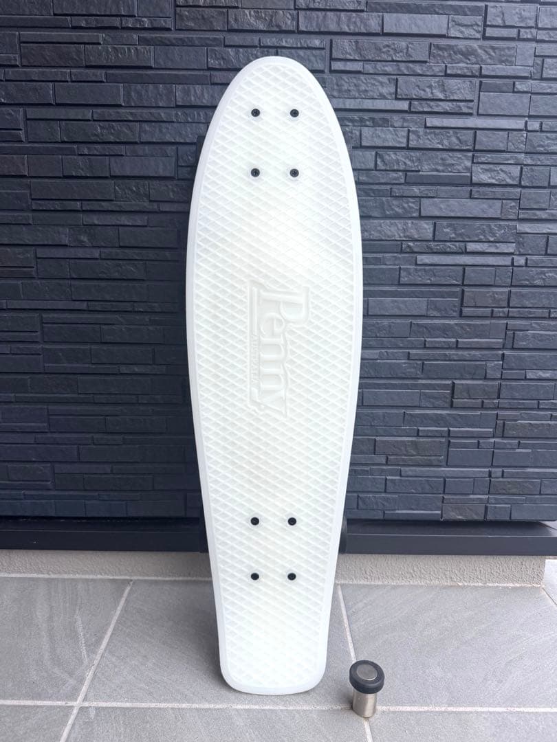 送料込み！【程度良】Penny ペニースケートボード　27インチ　蓄光デッキ