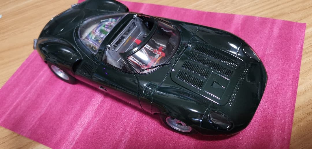 オートアート 1/18　ジャガーXJ13