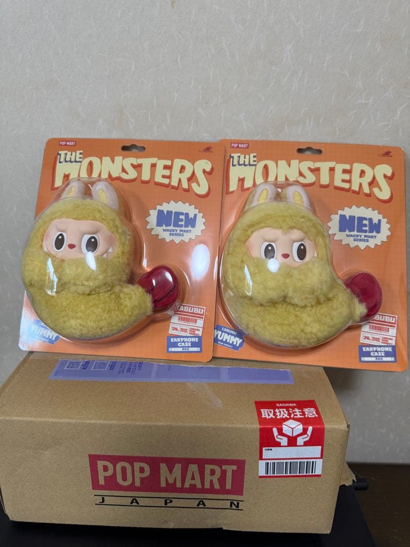 THE MONSTERS Wacky Mart シリーズ イヤホンケース