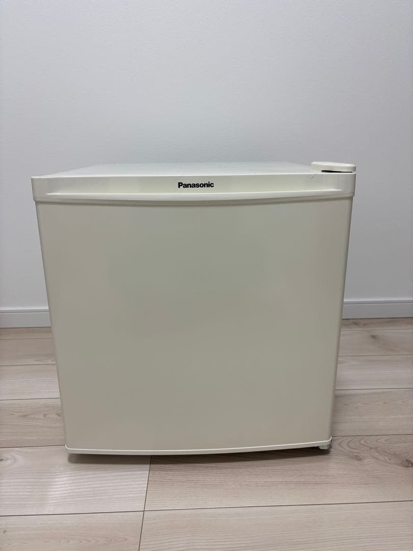 Panasonic コンパクト冷蔵庫 冷凍室付き